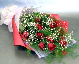 10 adet kirmizi gül çiçegi gönder  Ankara Çankaya hediye çiçek yolla  