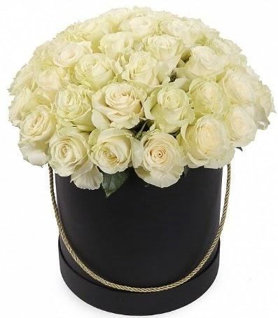 33 adet beyaz gül özel kutuda isteme çiçeği  Çankaya çiçek yolla , çiçek gönder , çiçekçi  
