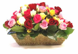  Çankaya yurtiçi ve yurtdışı çiçek siparişi  karisik 15 adet gül sepet modeli