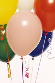  Ankara Çankaya güvenli kaliteli hızlı çiçek  19 adet renklis latex uçan balon buketi