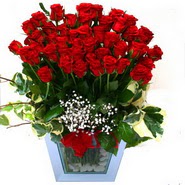  Ankara Çankaya çiçek gönderme sitemiz güvenlidir   51 adet kirmizi gül aranjmani