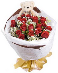 15 cm boyutlarinda ayicik ve 12 adet gül  Ankara Çankaya online çiçekçi , çiçek siparişi 