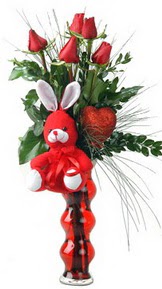  Ankara Çankaya İnternetten çiçek siparişi  Vazo içinde 5 adet gül ( pelus kalp çubuk )