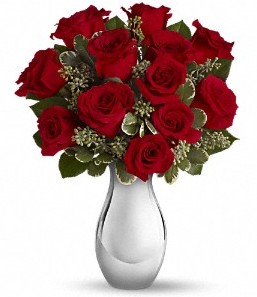  Ankara Çankaya çiçek yolla   vazo içerisinde 11 adet kırmızı gül tanzimi