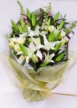  Ankara çiçek yolla Çankaya internetten çiçek satışı  3 adet kazablankalardan görsel buket çiçeği