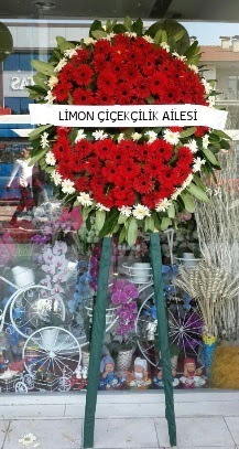 Cenaze çelenk çiçeği modeli  Ankara Çankaya internetten çiçek siparişi 