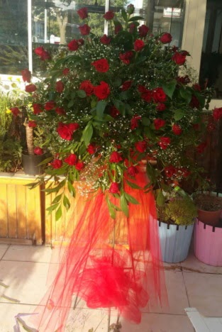 71 adet kırmızı gülden ferförje çiçeği  Çankaya çiçek servisi , çiçekçi adresleri 