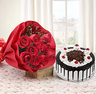 12 adet kırmızı gül 4 kişilik yaş pasta  Ankara Çankaya çiçek mağazası , çiçekçi adresleri 