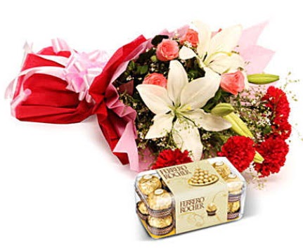 Karışık buket ve kutu çikolata  Ankara Çankaya çiçek mağazası , çiçekçi adresleri 